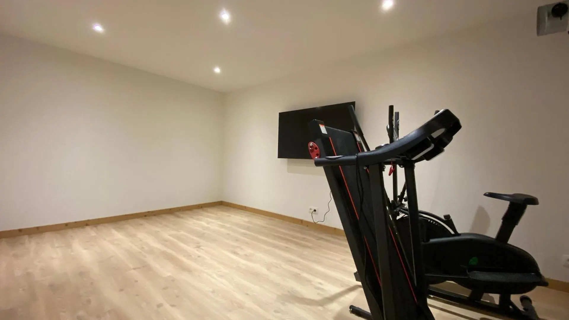 Chalet De Luxe A Morzine Pour 21 Pers., Spa, Sauna, Wifi - Fr-1-679-22 0*,