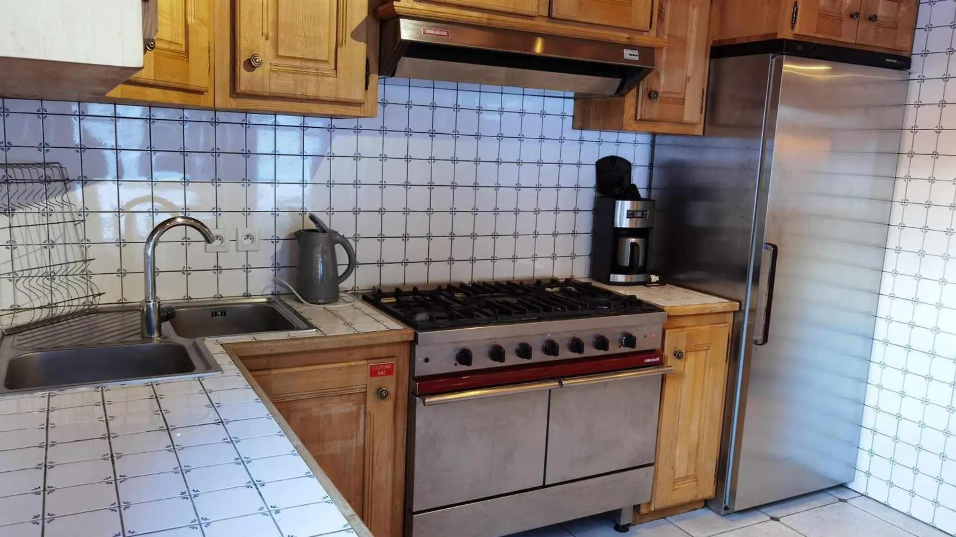Chalet De Luxe A Morzine Pour 21 Pers., Spa, Sauna, Wifi - Fr-1-679-22 0*,  צרפת